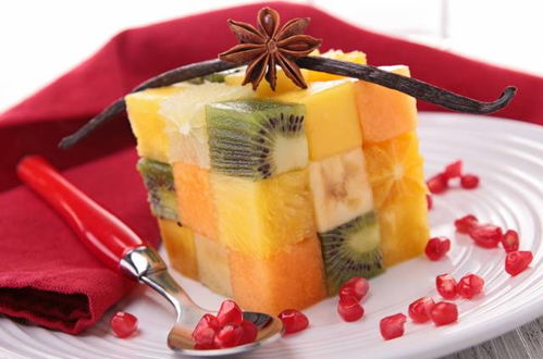 水果創(chuàng)意拼盤(pán) 與蔬菜共舞的美學(xué)盛宴